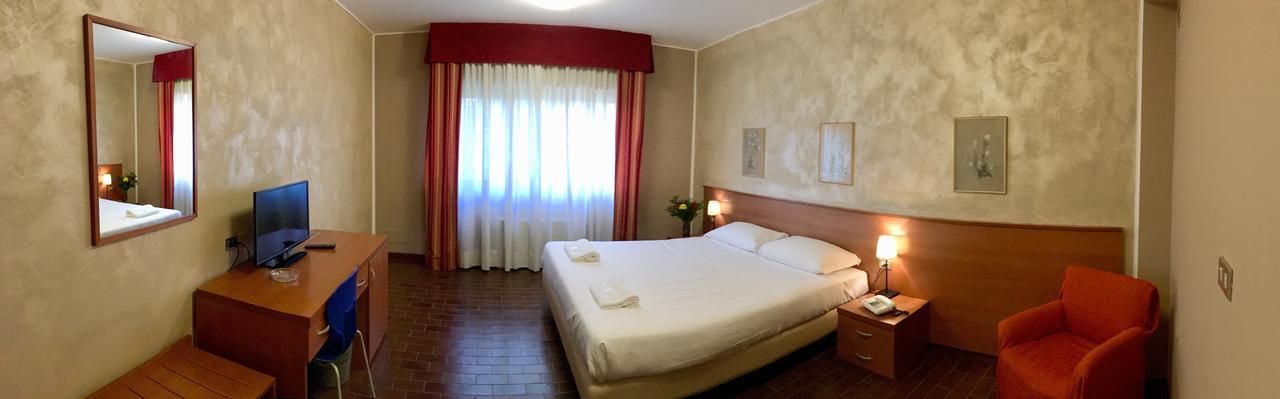 Hotel Forum Rozzano Ngoại thất bức ảnh